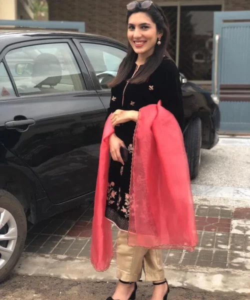 Dental doctor Farwa Shahid - Teeth Aligners Lahore Panel